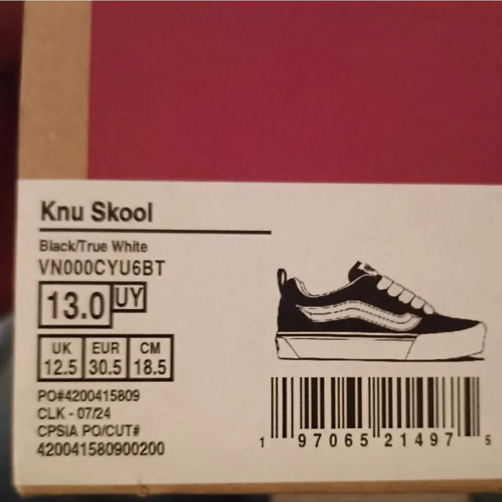 Vans Nu Skool Kids Black White BRAND NEW WITH BOX, NO LID